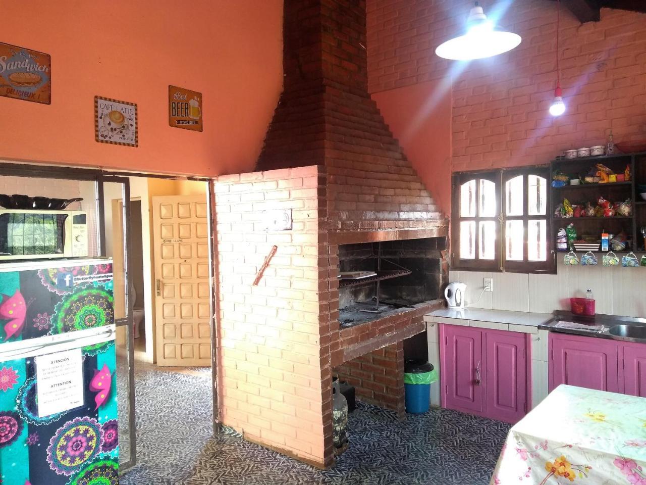 Butterfly Hostel Porto Iguaçu Exterior foto